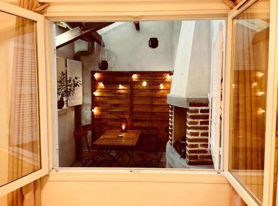 Appartement Charmant Hypercentre Avec Patio Prive Et Parking 奥尔良 外观 照片